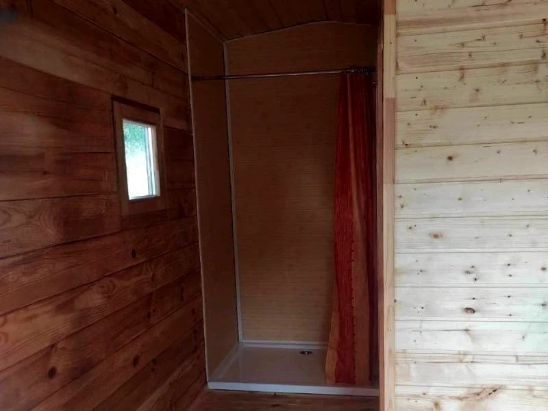 shower in sauna